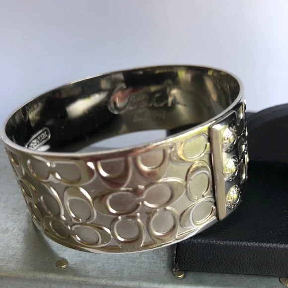 Coach Logo Wide Silver Signature Bracelet - Picture 3 of 9